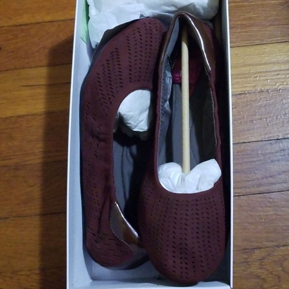 Foot Petal Flats